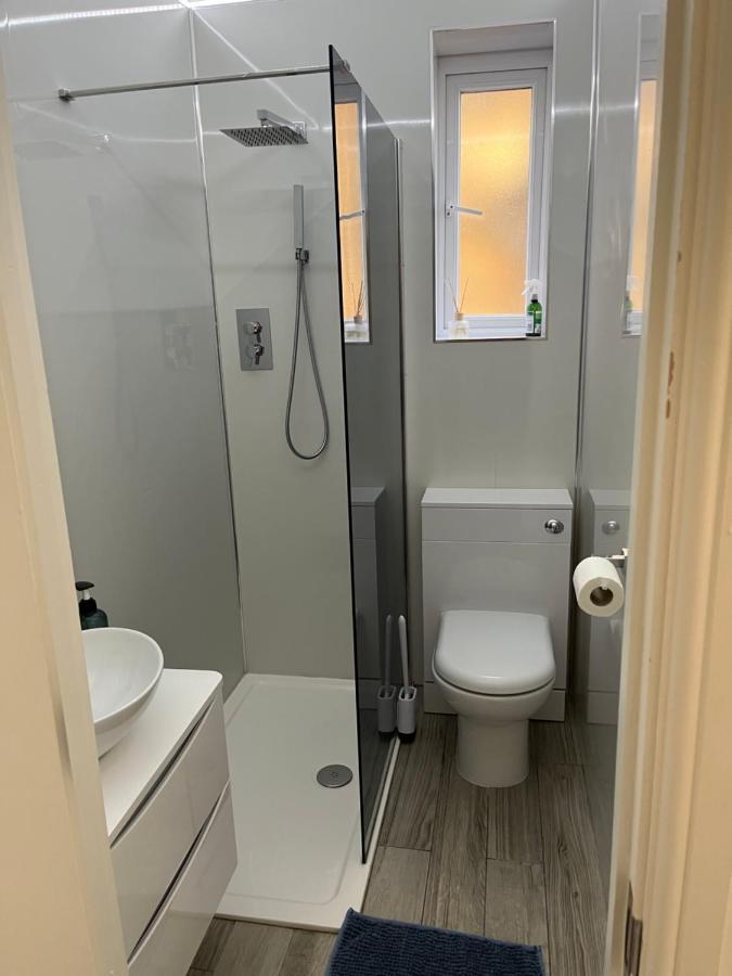 Pierremont En-Suite Rooms Бродстеърс Екстериор снимка