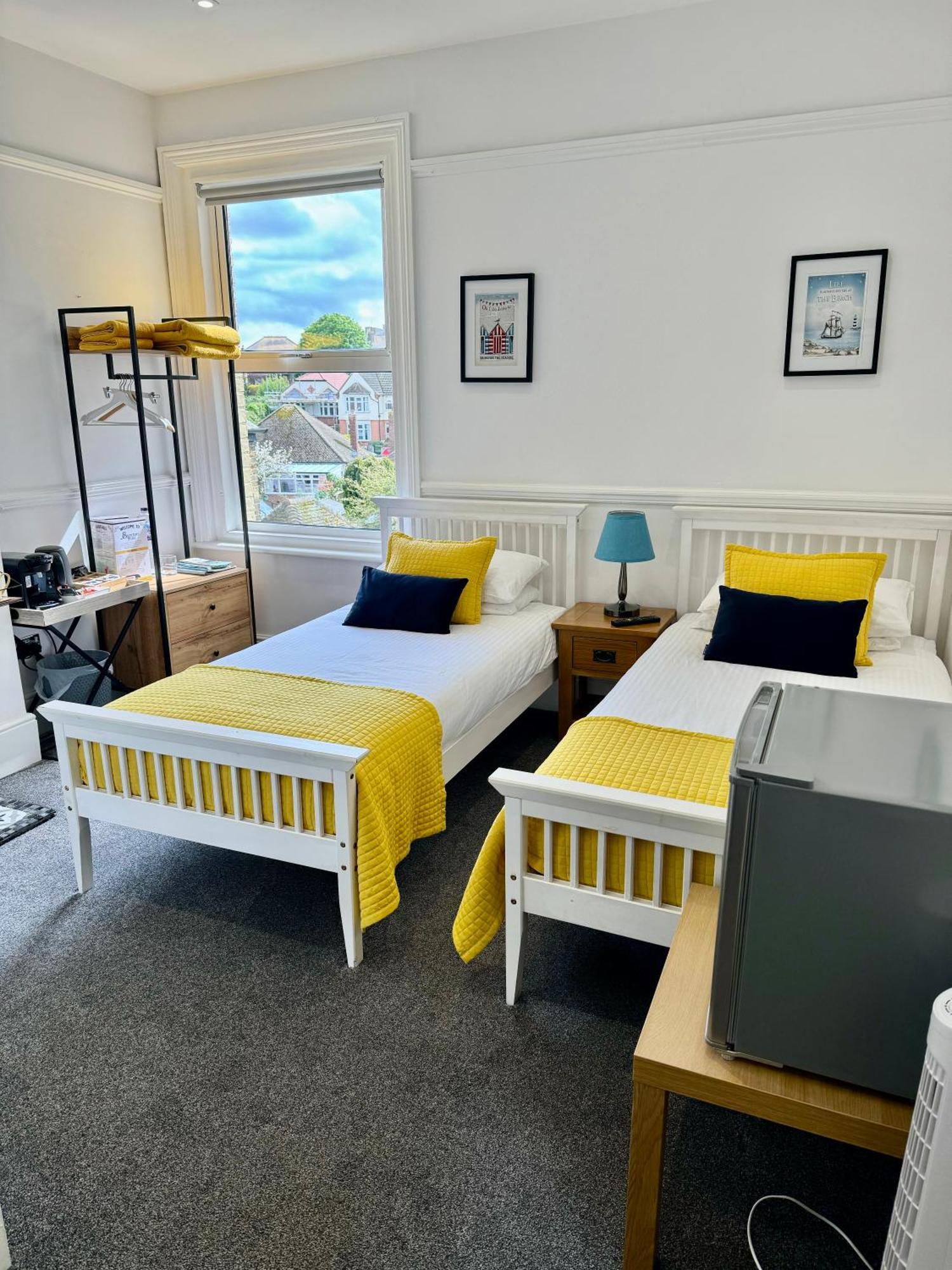 Pierremont En-Suite Rooms Бродстеърс Екстериор снимка